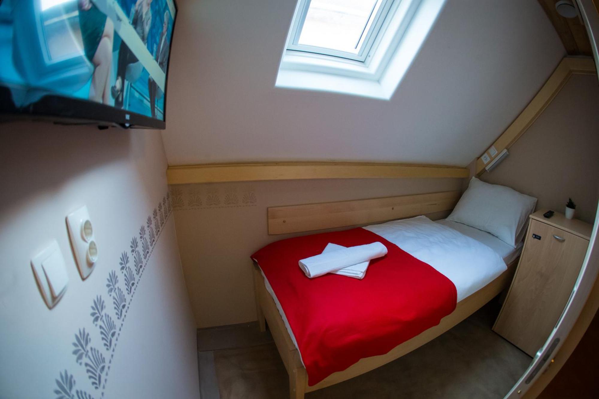 Gluten Free Bed & Breakfast Dezela Okusov 卢布尔雅那 外观 照片
